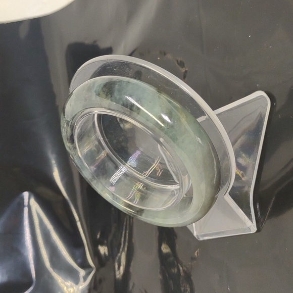 Jadeite Bangle - Picture 6 of 6